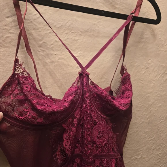 Burgundy Lace Strappy Bodysuit Lingerie Y2K Romantic Mesh Teddy (Size L) - Picture 7 of 10
